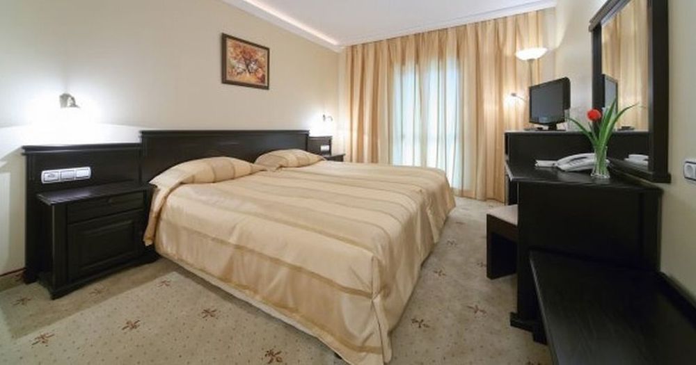 Interhotel Veliko Tarnovo Exterior photo