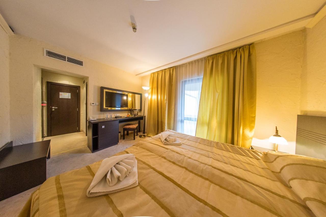 Interhotel Veliko Tarnovo Exterior photo